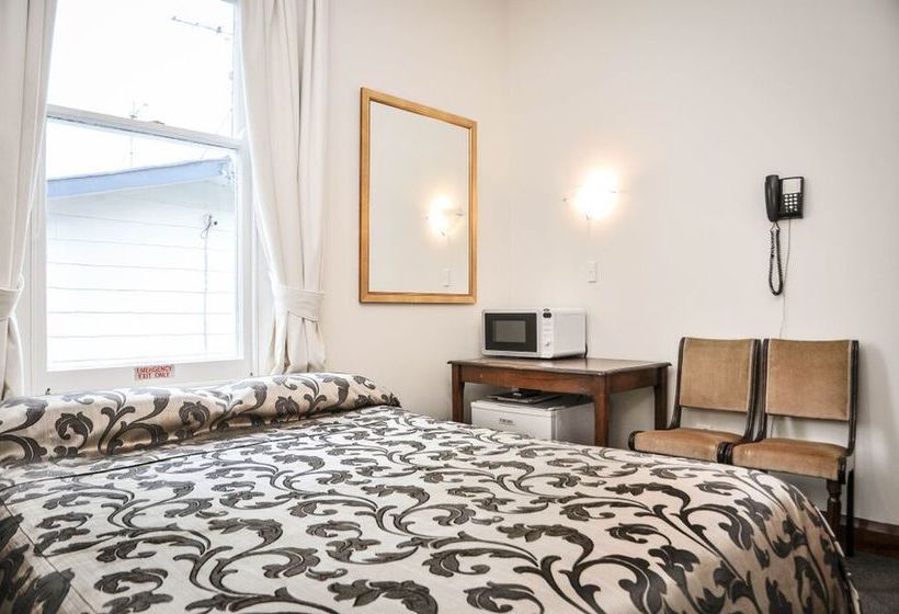 هتل Trafalgar Lodge