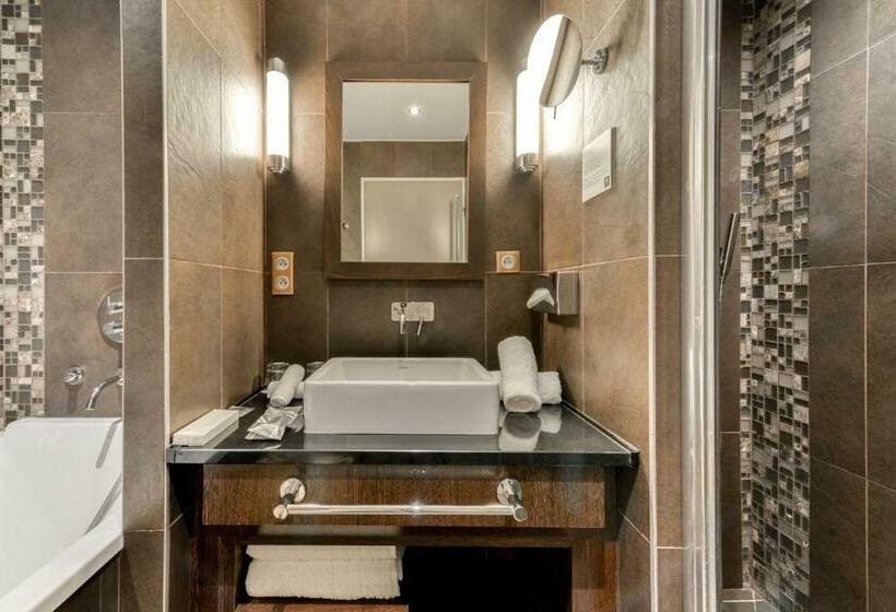 Zenitude Hotel La Valadiere, Ascend Hotel Collection