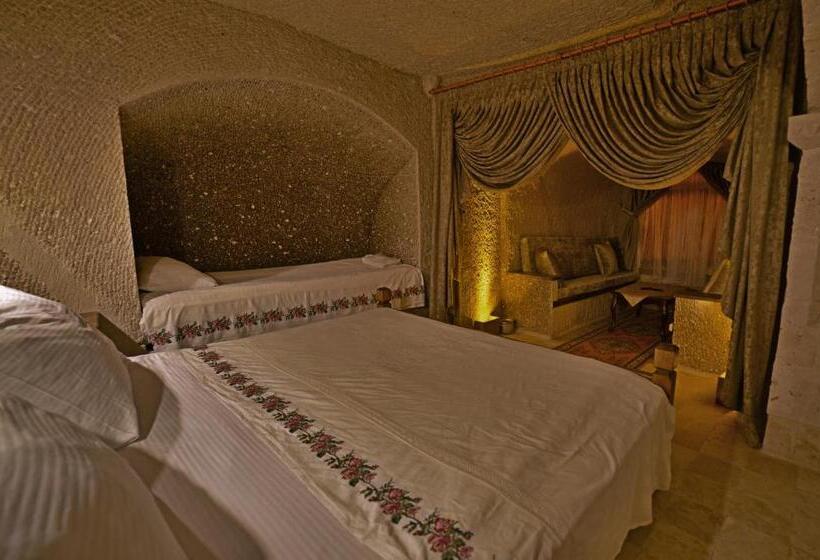 پانسیون Grand Cave Suites