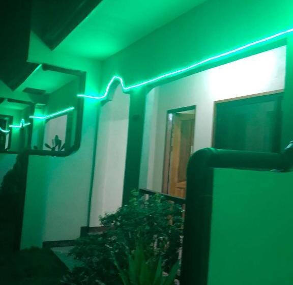 הוסטל Amk Traveller S Hub