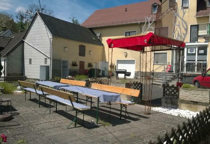 ユースホステル Hübinger Treff