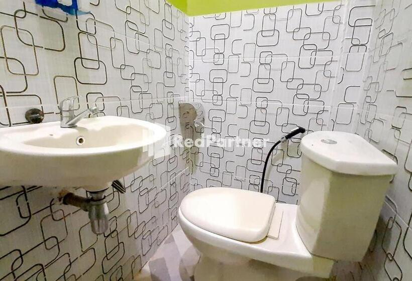酒店 Mt Syariah Homestay Kerinci Redpartner
