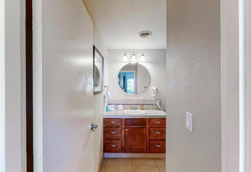 فندق Sand & Sea: Paradise On The Prom