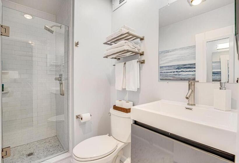 هتل Sea Colony  3003c West Lake Ct