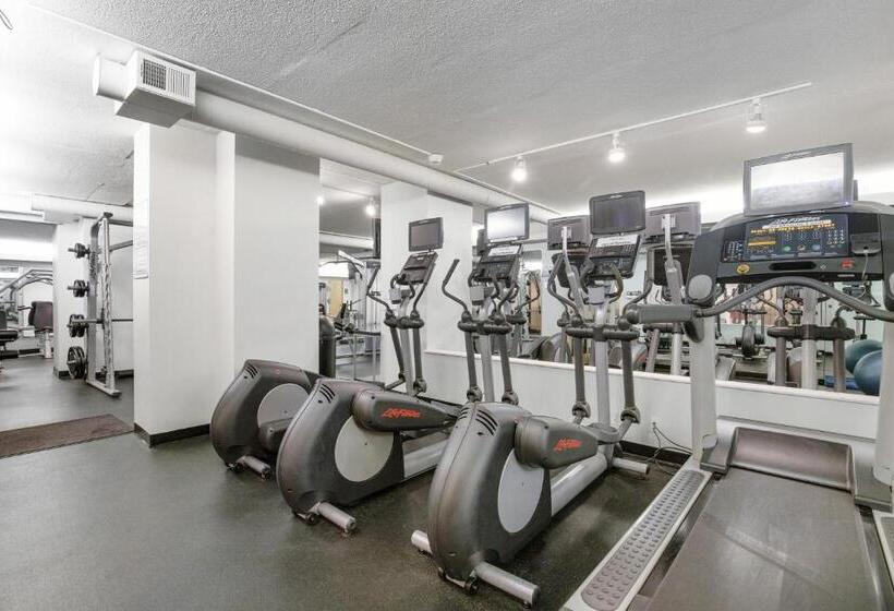 هتل Sea Colony  8901 Timberlake