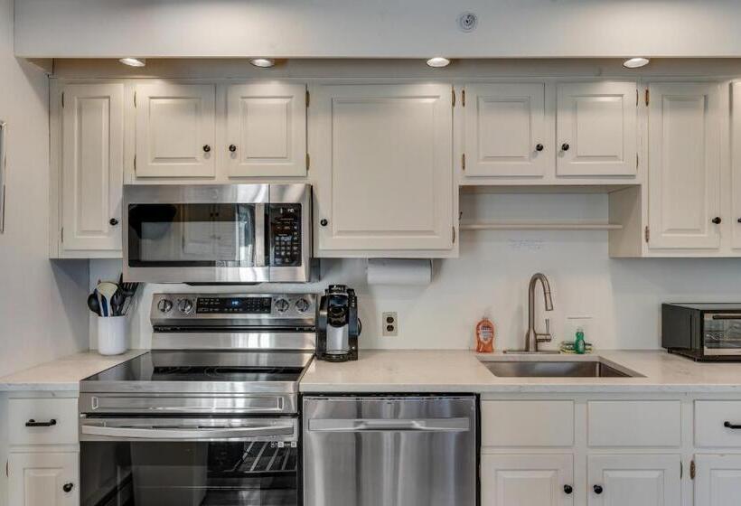 فندق Bromley Mountain Condo