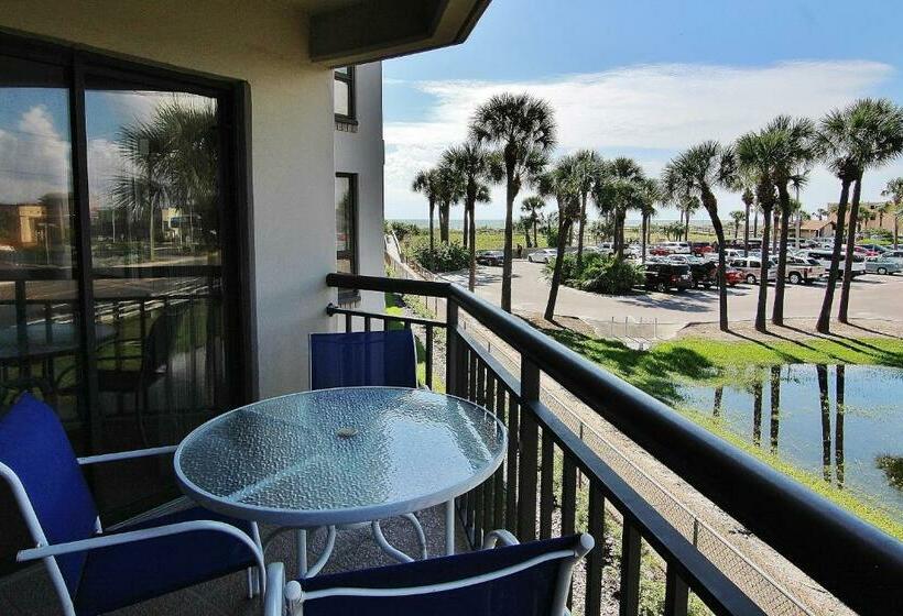Отель Gulf Strand Resort 208