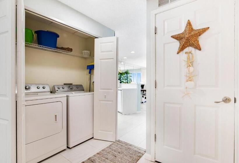 هتل Sterling Sands 805 Destin