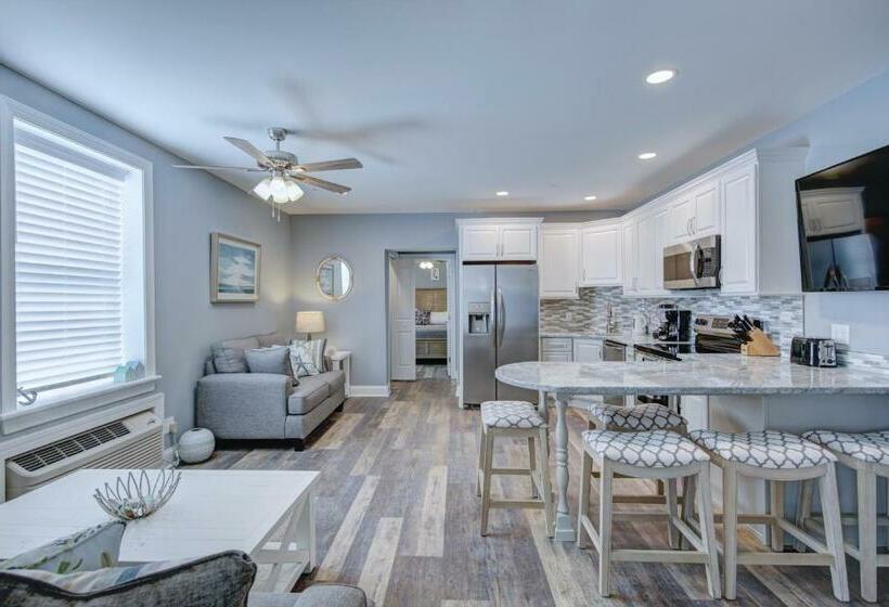 Отель Town Of Rehoboth Beach 20c Baltimore Av