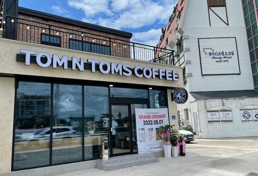 Buan Gyeokpo Chaeseok Resotel Oakville