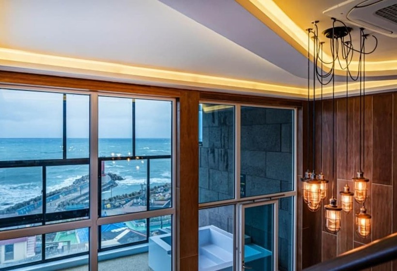 فندق Pohang Soyu Garden Pool Villa