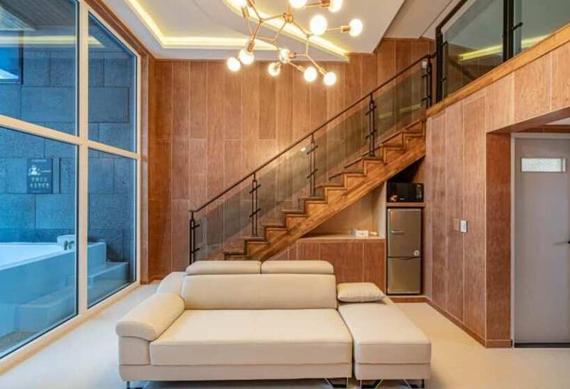 فندق Pohang Soyu Garden Pool Villa
