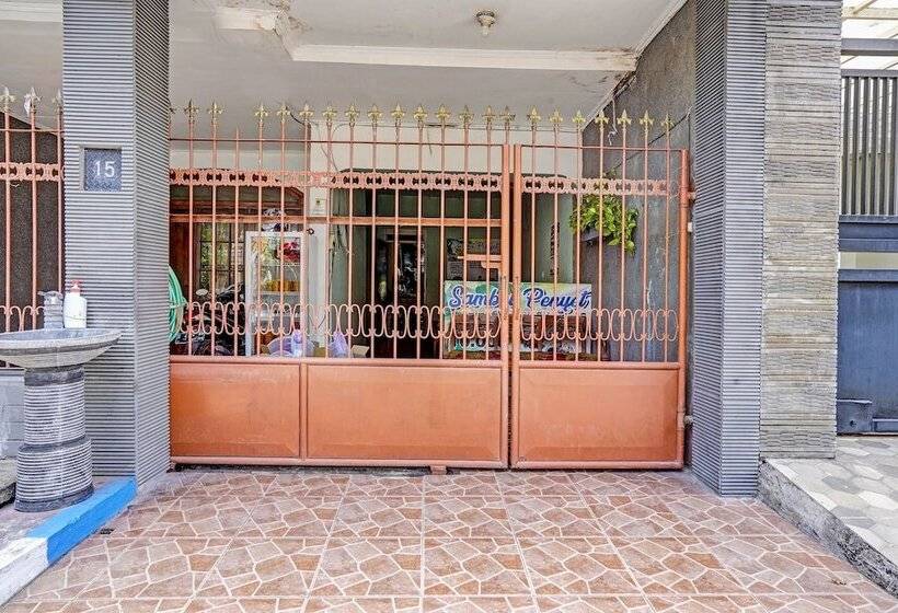 בית מלון כפרי Spot On 91716 Kost Yy Syariah