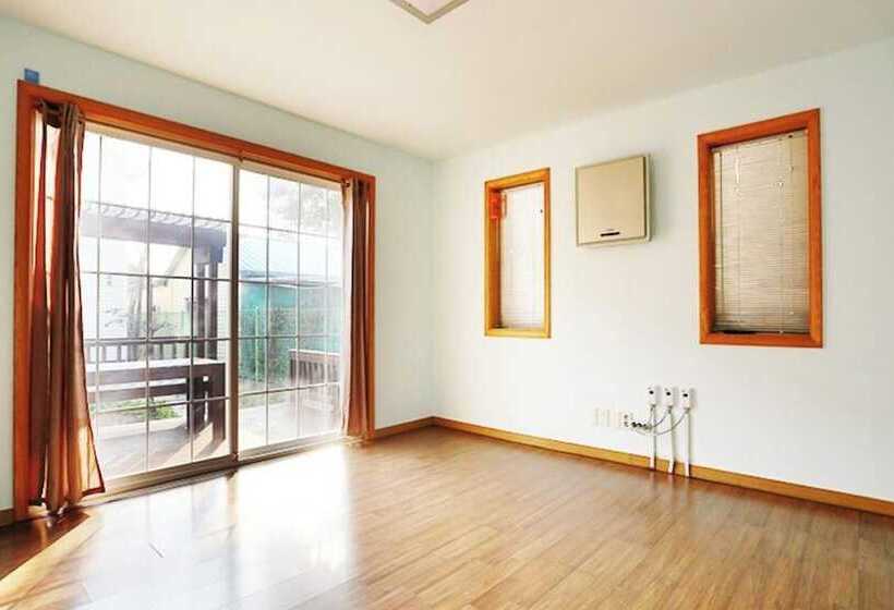 ホテル Yangju Jangheung Haeil Nongjang Pension