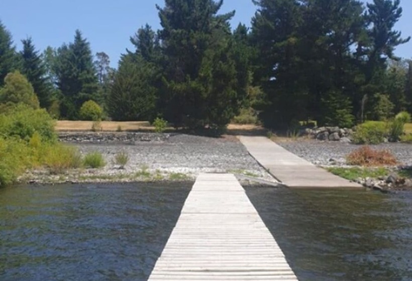 هتل Cabañas Casa Lago Villarrica