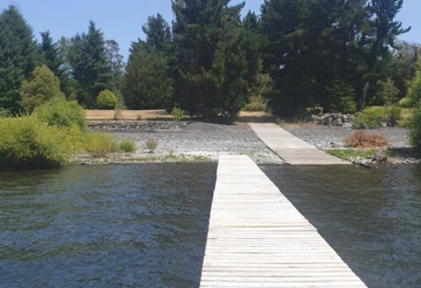 هتل Cabañas Casa Lago Villarrica