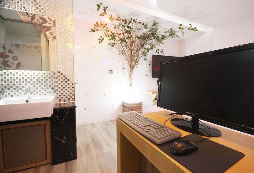 호텔 Daegu Dongseongno Jeep