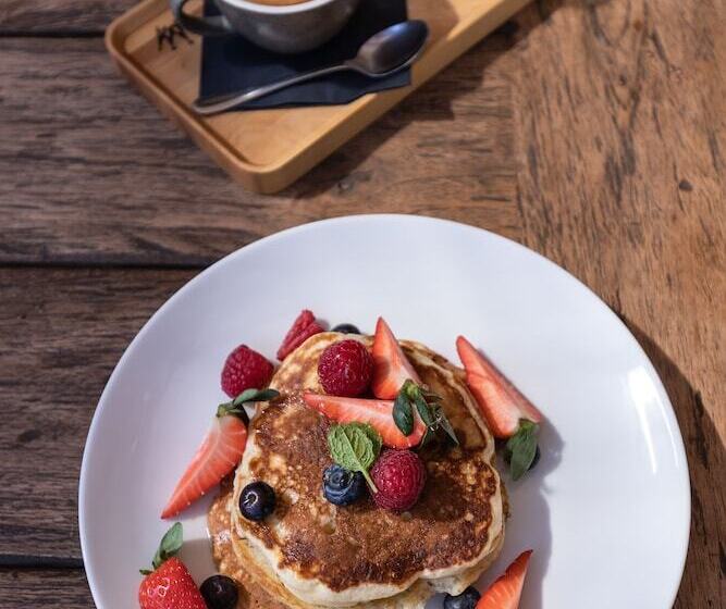 هتل Design Pension Twenty