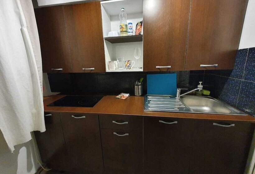 هتل The Floor Piata Unirii