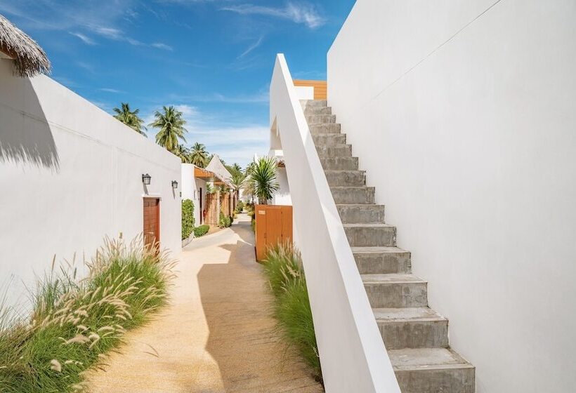 בית מלון כפרי Resto Sea Resort