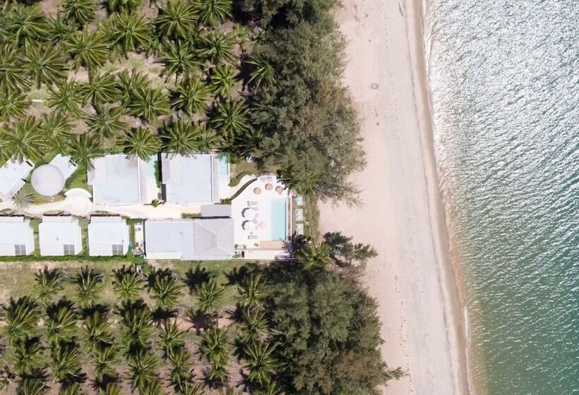 בית מלון כפרי Resto Sea Resort