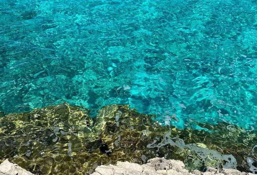 Laila Otel  Karaburun