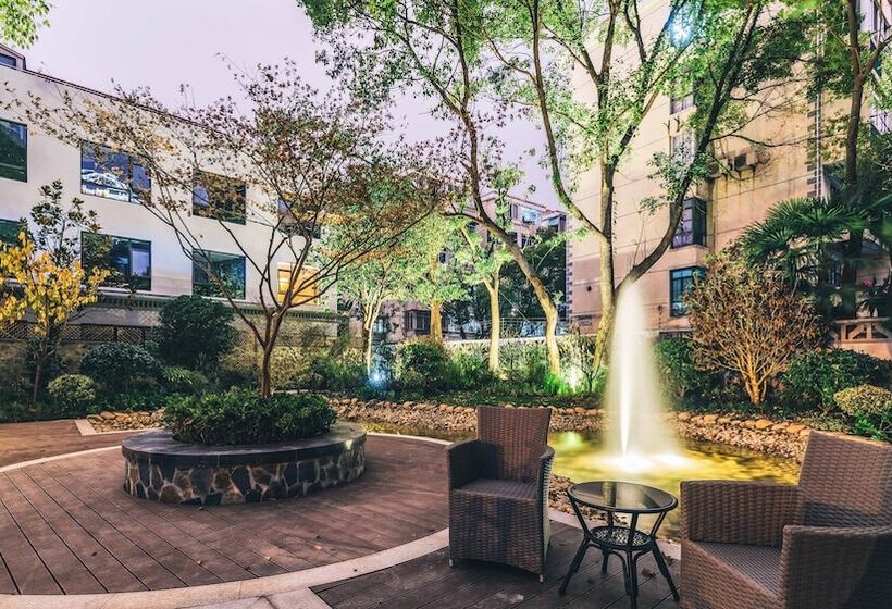 Atour Hotel Grand Mercantile Exchange Kunming