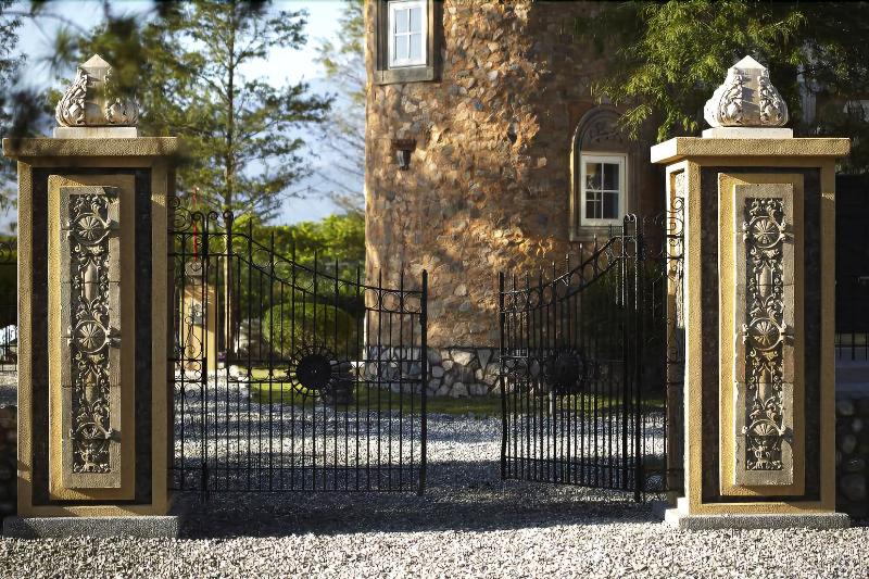 هتل Castle Of Hsuehyun