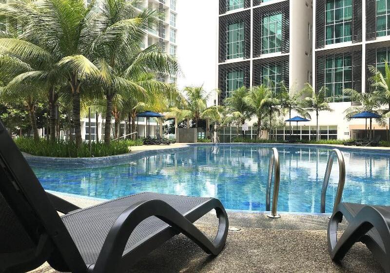 هتل Fabulous Mutiara Ville Cyberjaya