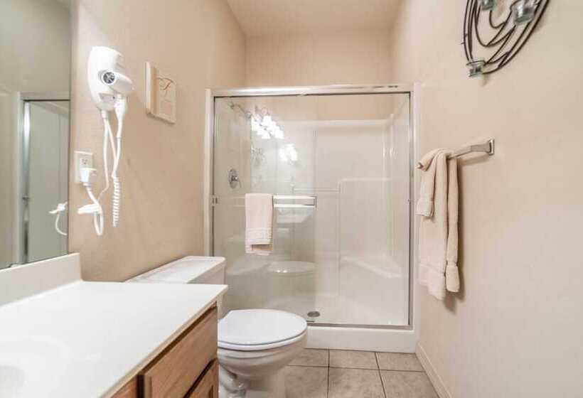 هتل The Links At Thousand Hills