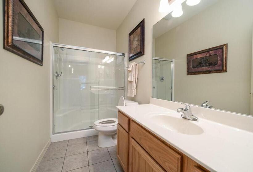 هتل The Links At Thousand Hills