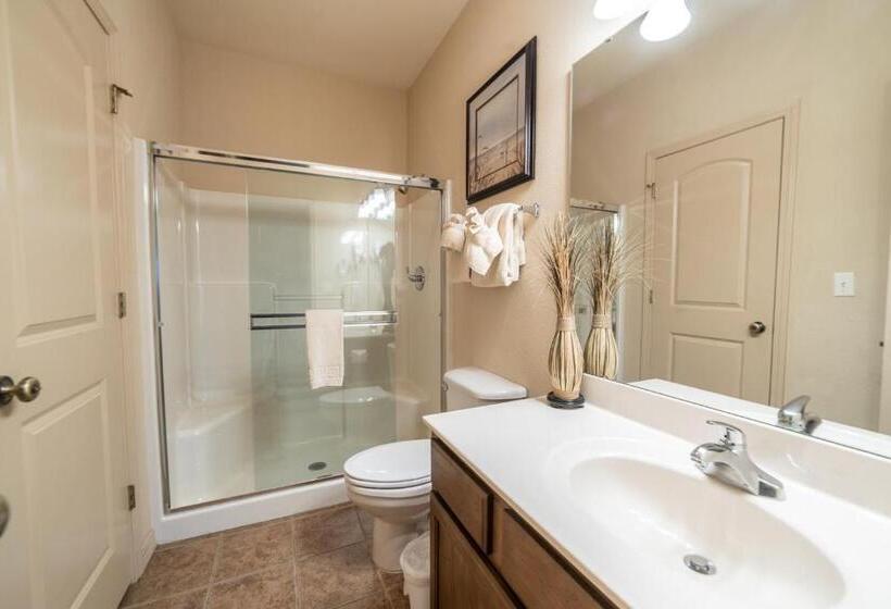 هتل The Links At Thousand Hills