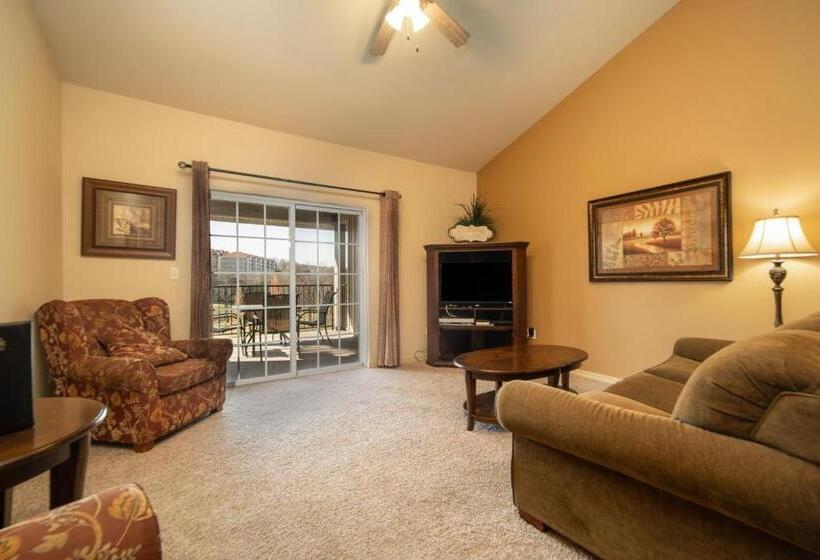 هتل The Links At Thousand Hills