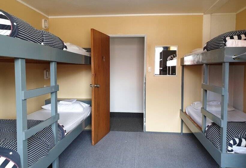 בית מלון כפרי Manowhenua Lodge   Hostel