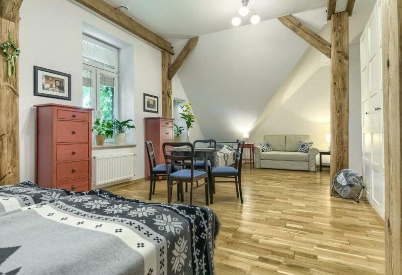 Bed and Breakfast Stara Szkola Trzcin 20