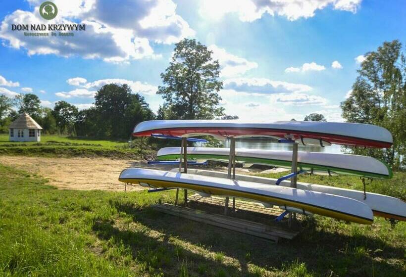 Отель Dom Nad Krzywym Prywatna Plaża, 2 Boiska, Sauna, Plac Zabaw