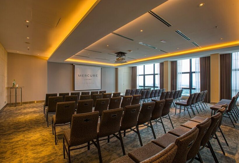هتل Mercure Living Putrajaya
