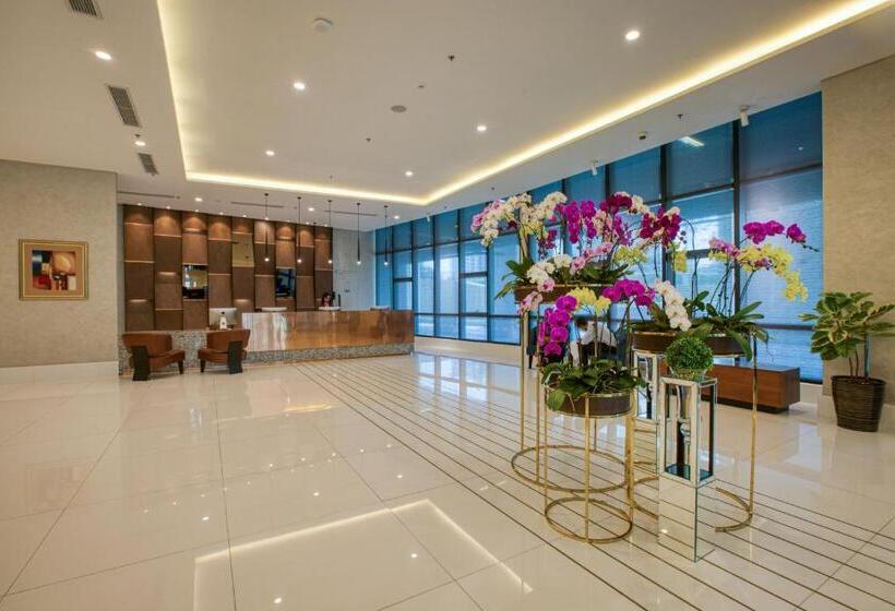 هتل Mercure Living Putrajaya