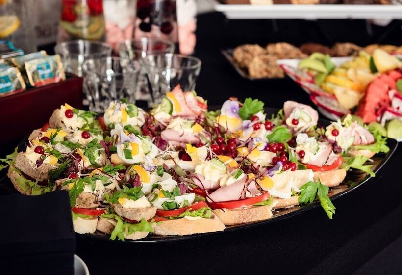 مبيت وإفطار Citi Hotel S Warszawa Falenty