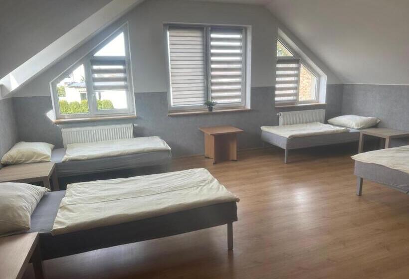 فندق صغير Hgs Home Noclegi Pracownicze Parking , łazienki