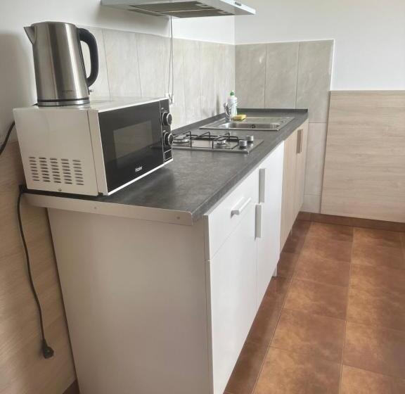 فندق صغير Hgs Home Noclegi Pracownicze Parking , łazienki