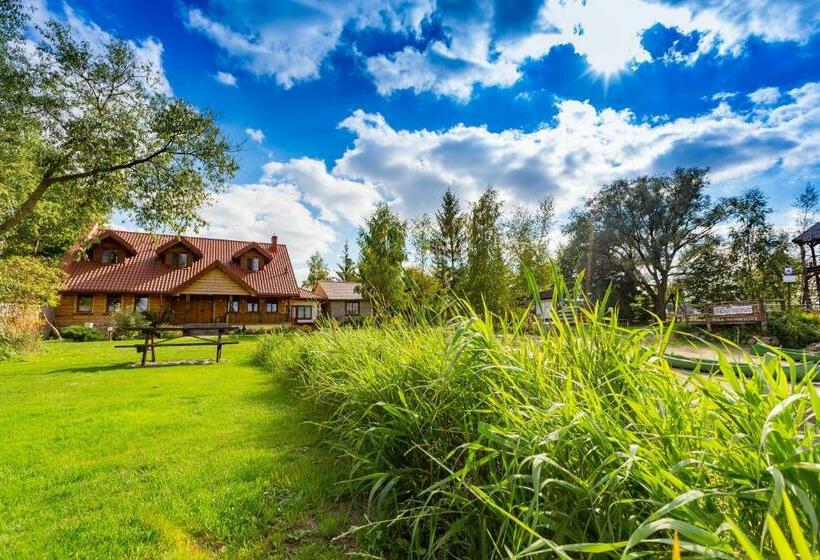 Отель Dolina Biebrzy Ośrodek Agroturystyczny