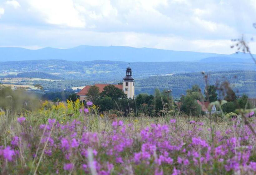 酒店 Gospodarstwo Agroturystyczne Chata Na Izerskim Wzgórzu
