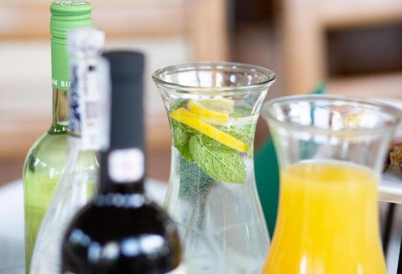 酒店 Lemoniada
