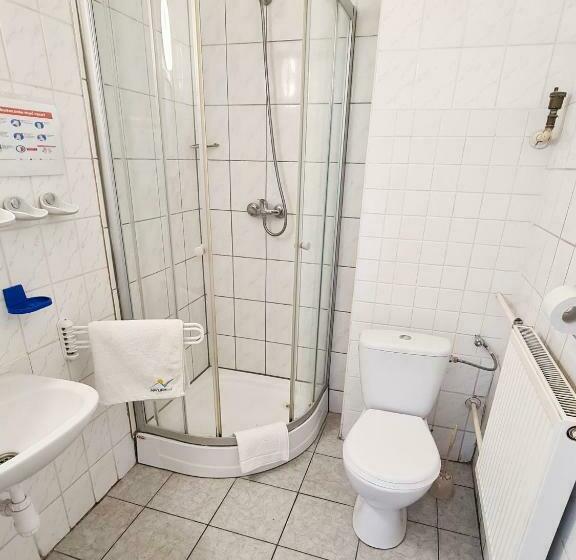 هاستل Cks Wrocław   Centrum Konferencyjno Szkoleniowe Cs Natura Tour