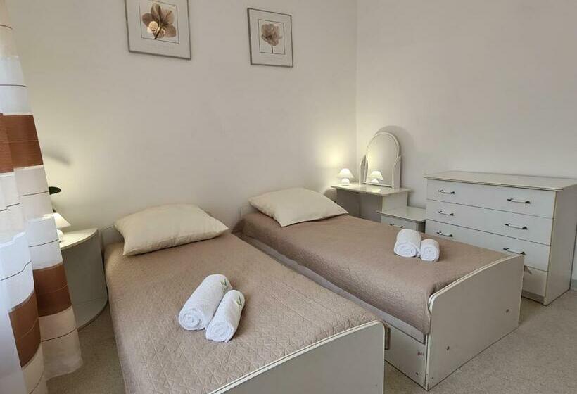 هاستل Cks Wrocław   Centrum Konferencyjno Szkoleniowe Cs Natura Tour