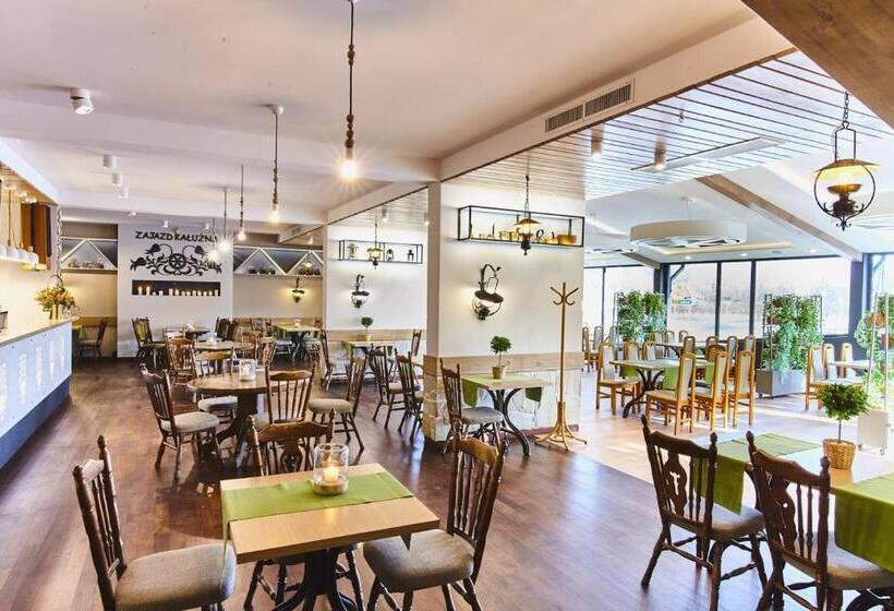 ユースホステル Zajazd Kałużna