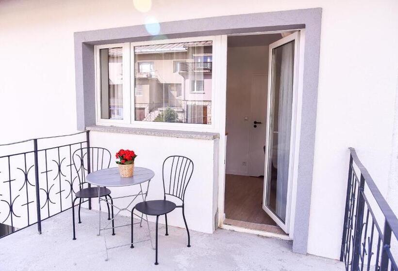 Apartamenty Turystyczna 25