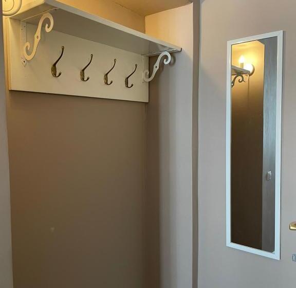 Backpack Apart Rooms