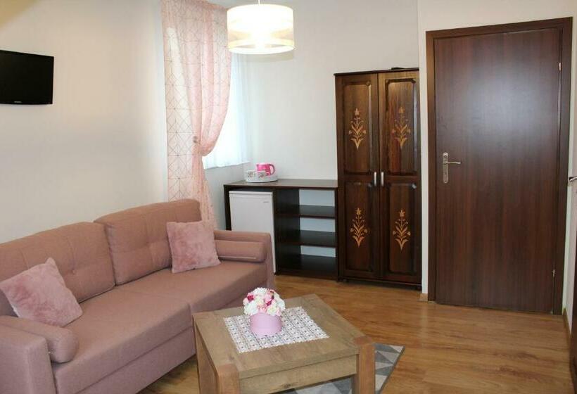 مبيت وإفطار Gościniec Nad Sołą